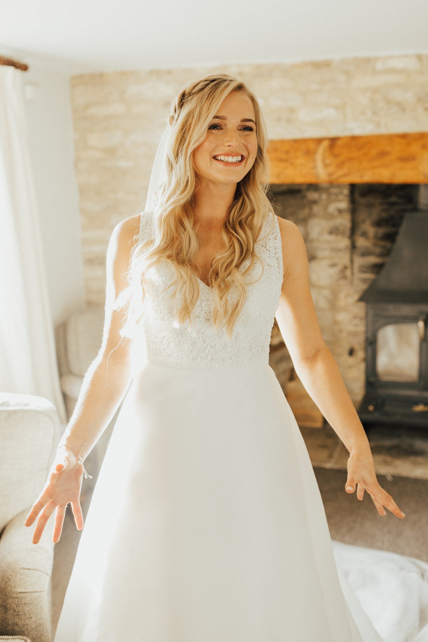 Lottie Rainbow, Bride, Cripps Barn 2019 (Copy)